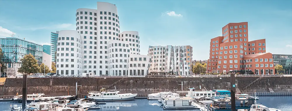 Prishtina (PRN) - Düsseldorf (DUS)